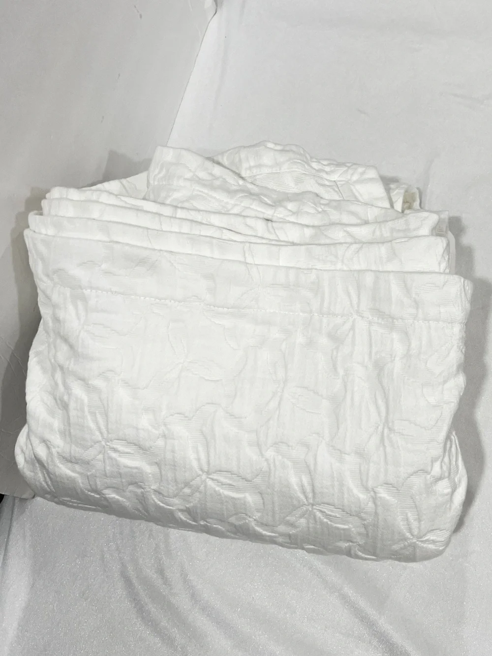 Sferra Lansone Matelasse Coverlet Blanket Cover Size king White Cotton Textured